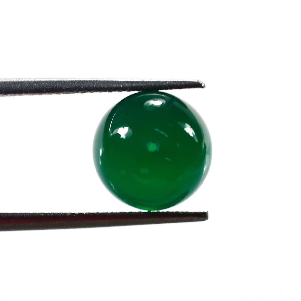 GREEN ONYX PLAIN ROUND BALL (HALF DRILL 0.75)(VERY DARK)(OPAQUE) 10.00X10.00 MM 7.06 Cts.