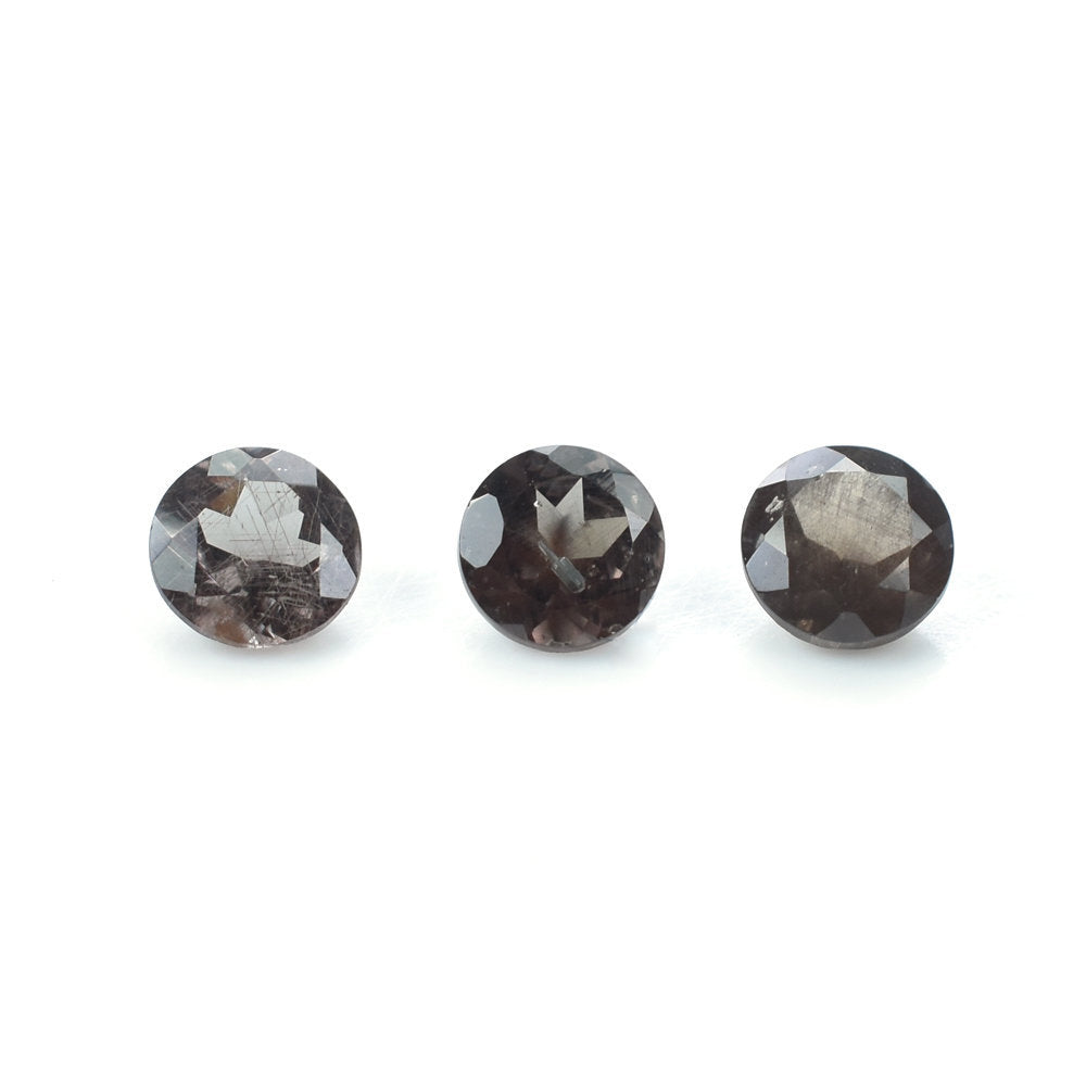 GARNET COLOR CHANGE CUT ROUND (AAA/SI) 5.00X5.00 MM 0.62 Cts.