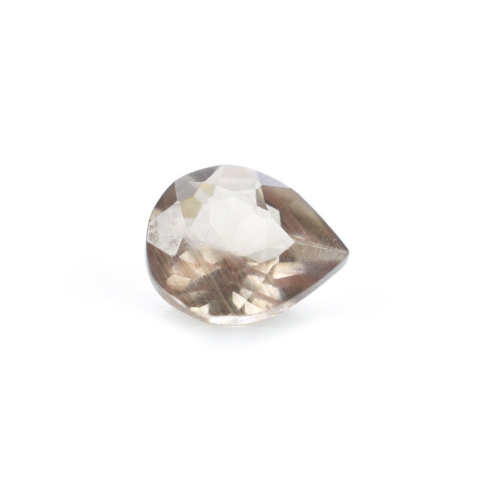 GARNET COLOR CHANGE CUT PEAR (A/CLEAN) 3.00X2.50 MM 0.12 Cts.