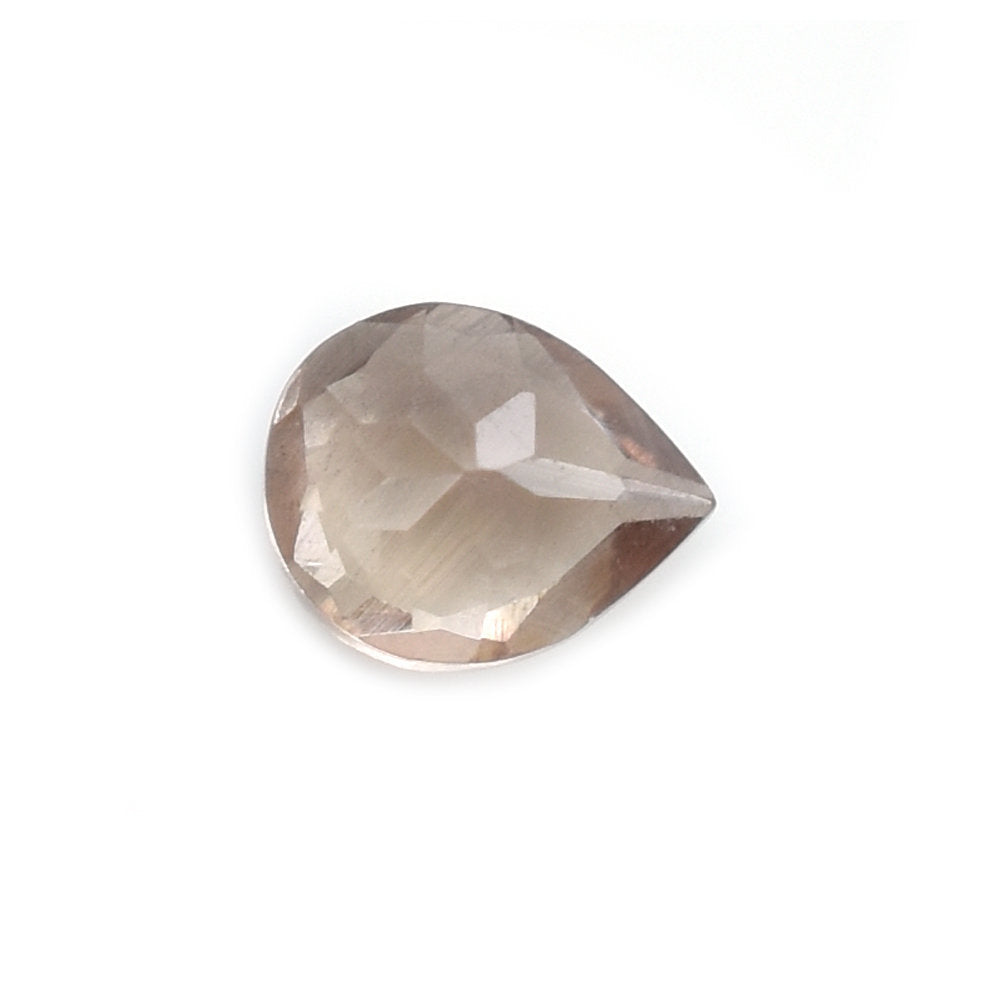 GARNET COLOR CHANGE CUT PEAR (A/CLEAN) 3.00X2.50 MM 0.12 Cts.