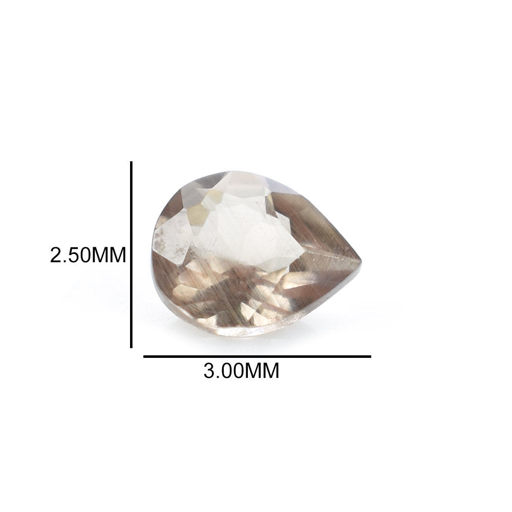 GARNET COLOR CHANGE CUT PEAR (A/CLEAN) 3.00X2.50 MM 0.12 Cts.
