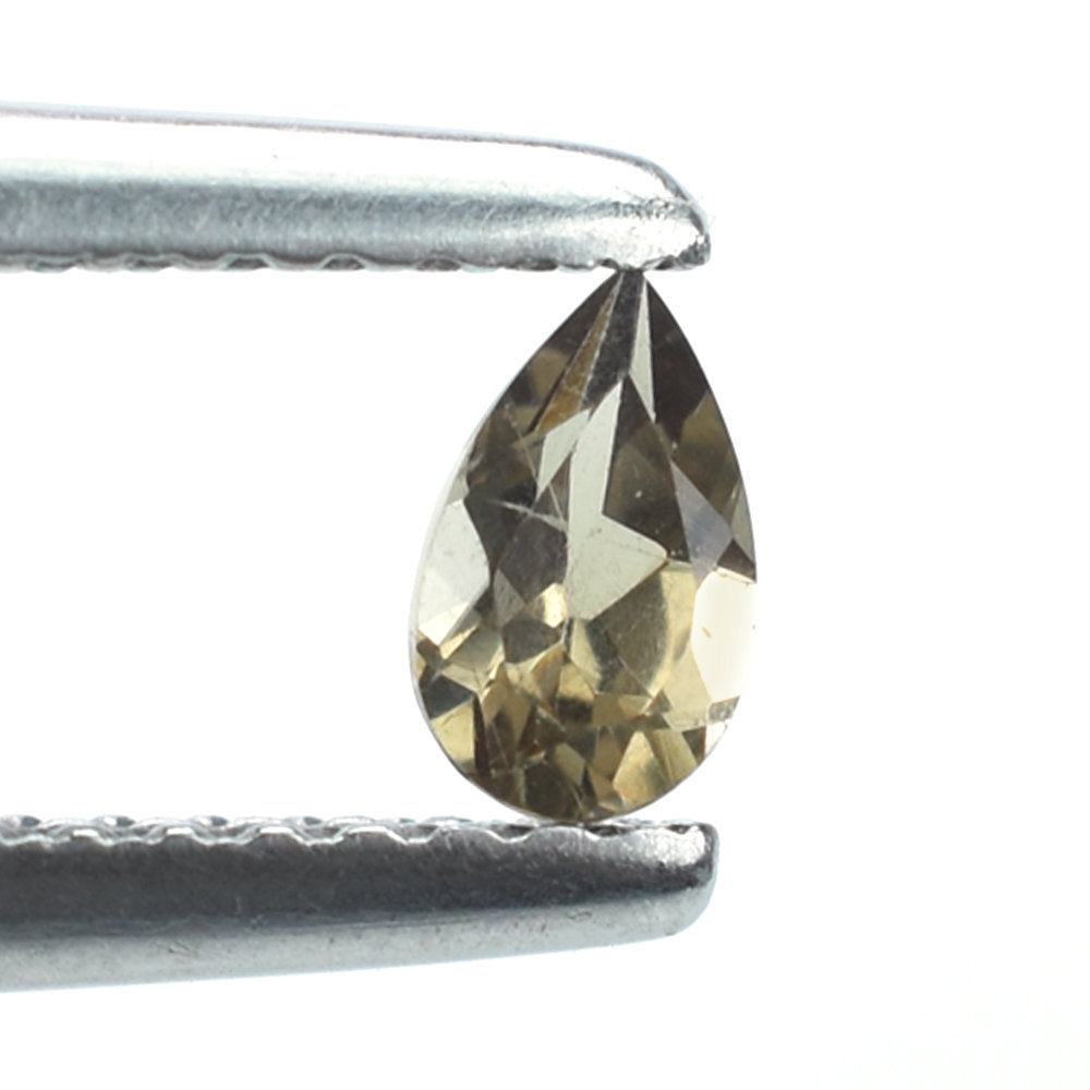 GARNET COLOR CHANGE CUT PEAR (AA/CLEAN) 5.00X3.00 MM 0.27 Cts.