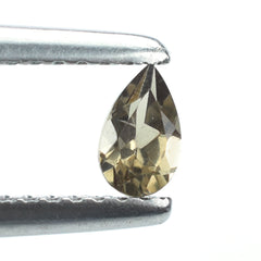 GARNET COLOR CHANGE CUT PEAR (AA/CLEAN) 5.00X3.00 MM 0.27 Cts.