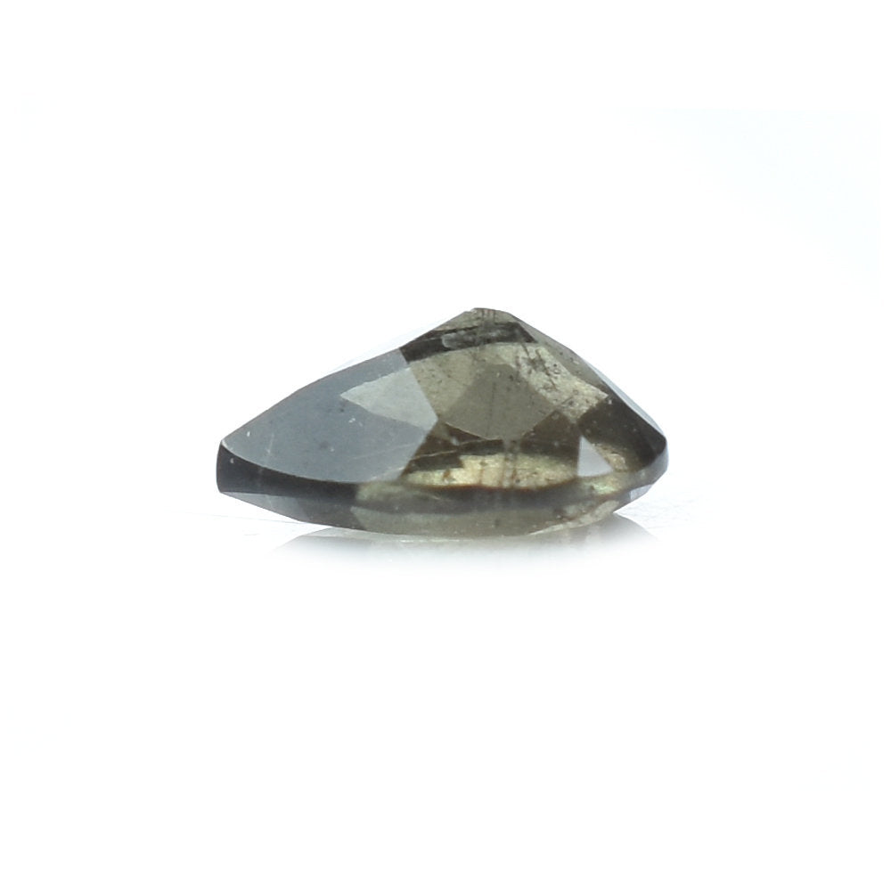 GARNET COLOR CHANGE CUT PEAR (AAA/CLEAN) 6.00X4.00 MM 0.55 Cts.