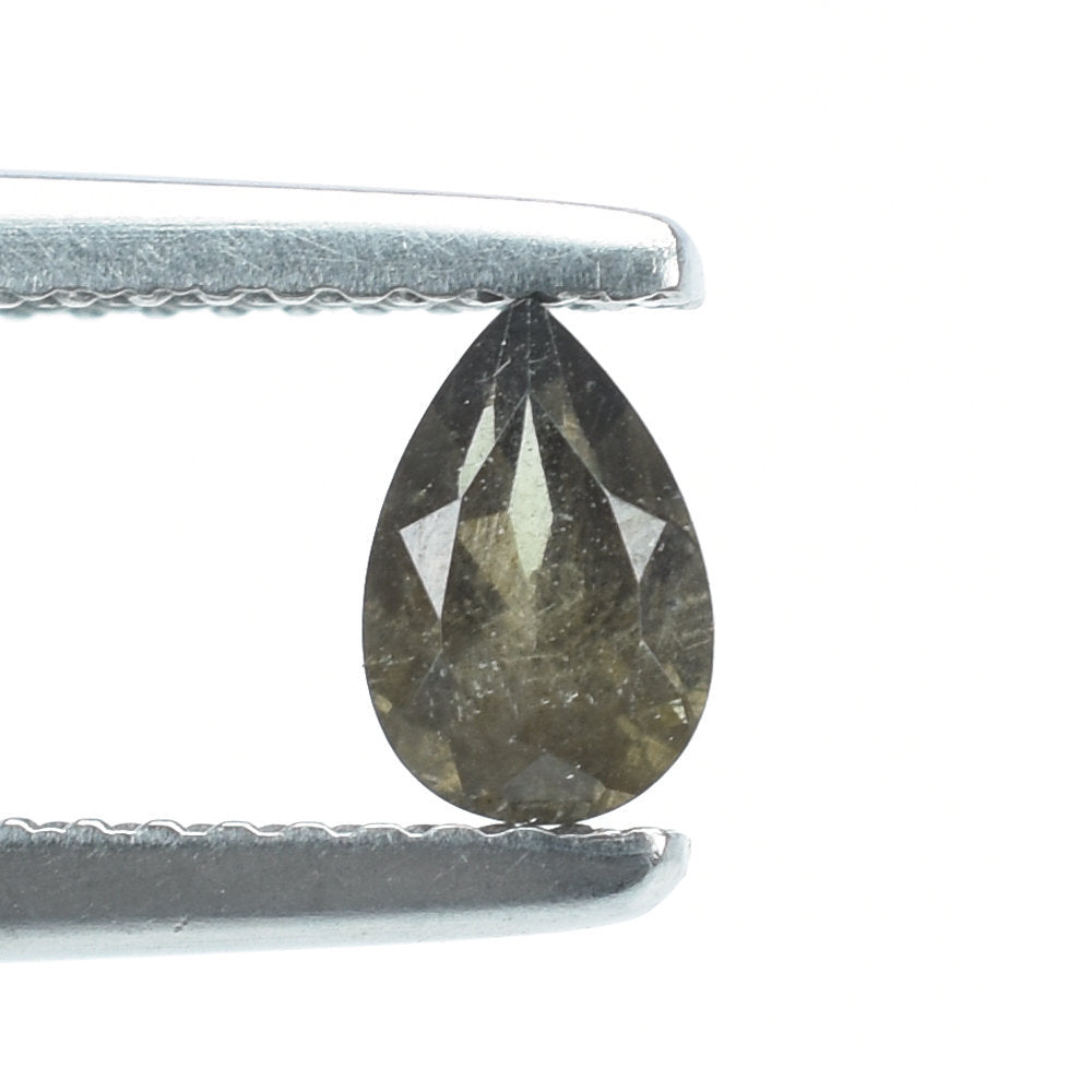GARNET COLOR CHANGE CUT PEAR (AAA/CLEAN) 6.00X4.00 MM 0.55 Cts.