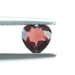 GARNET OPEN RED CUT HEART (OPEN/CLEAN) 6.00X6.00 MM 0.81 Cts.