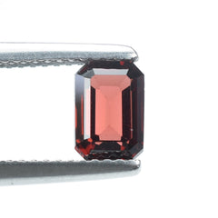 GARNET OPEN RED STEP CUT OCTAGON (OPEN/CLEAN) 7.00X5.00 MM 1.21 Cts.