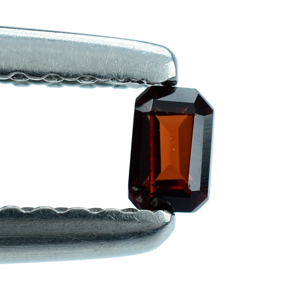 DARK RED GARNET CUT OCTAGON 3X2MM 0.12 Cts.