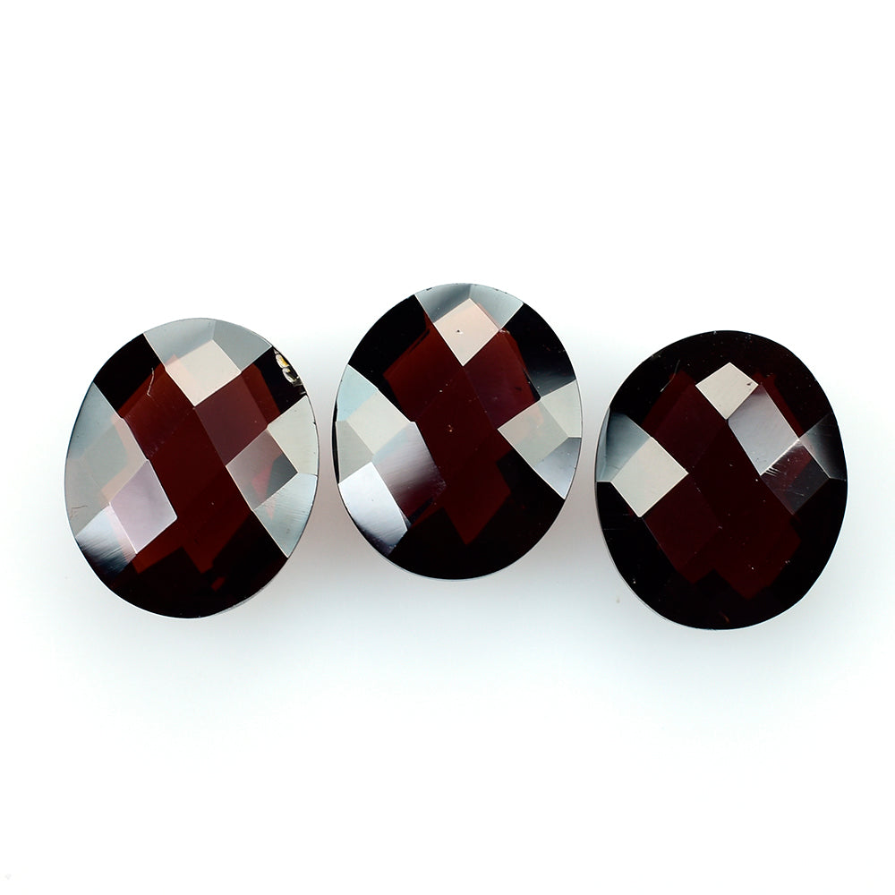 DARK RED GARNET BRIOLETTE OVAL (MEDIUM) 12X10MM 5.52 Cts.