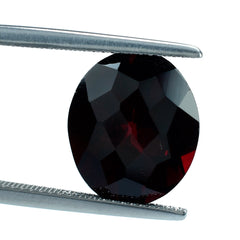 DARK RED GARNET CHECKER CUT OVAL  14X12MM 7.62 Cts.