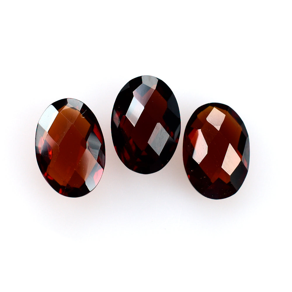 DARK RED GARNET BRIOLETTE OVAL 7X5MM 0.93 Cts.