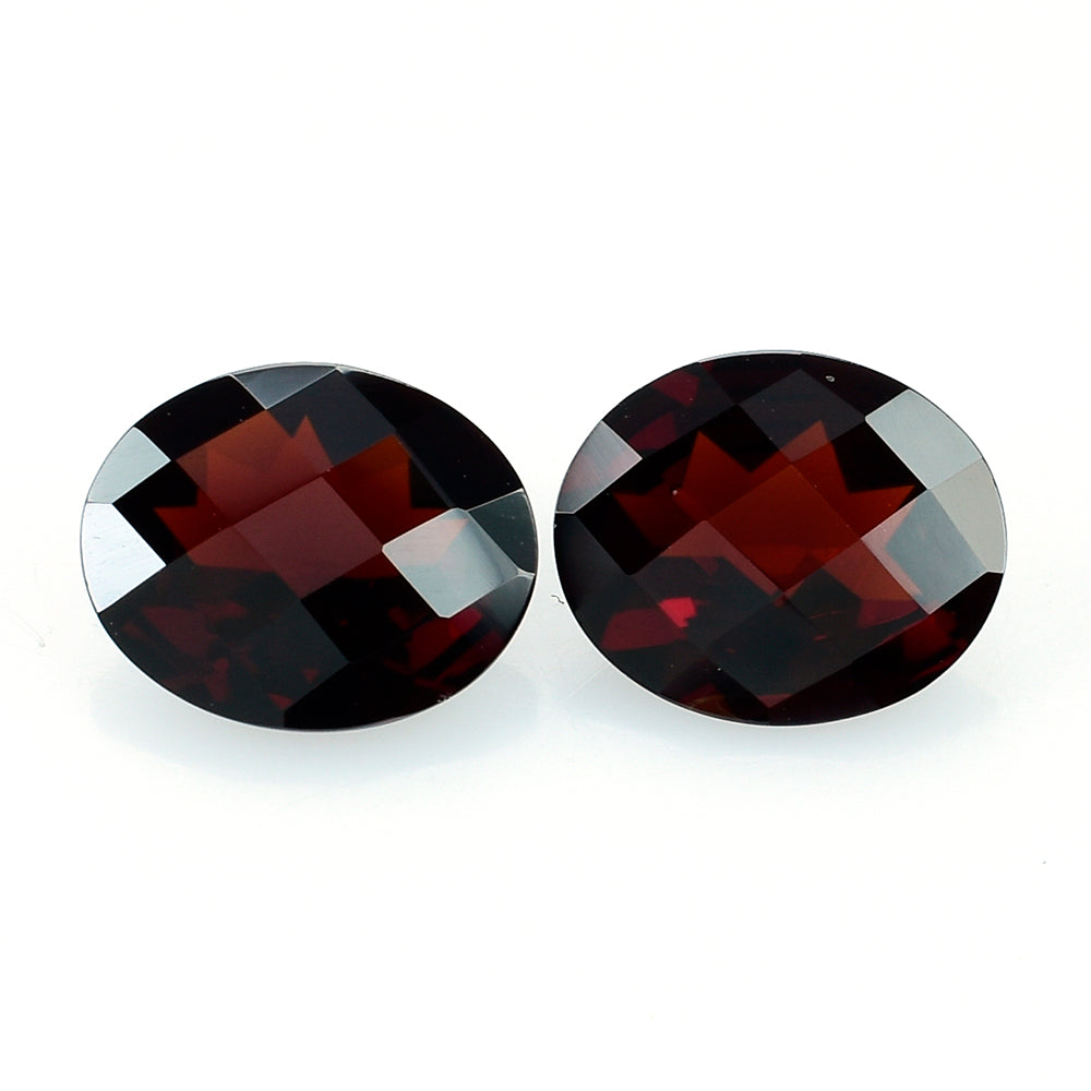 DARK RED GARNET CHECKER CUT OVAL 11X9MM 3.43 Cts.