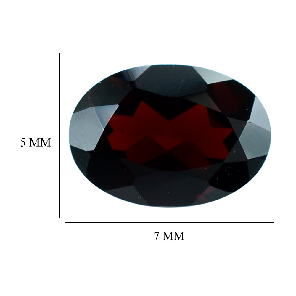 DARK RED GARNET CUT OVAL 7X5MM 1.00 Cts.