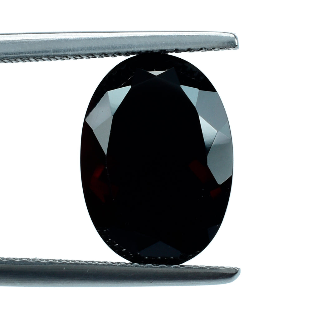 DARK RED GARNET CUT OVAL 14X10MM 9.52 Cts.
