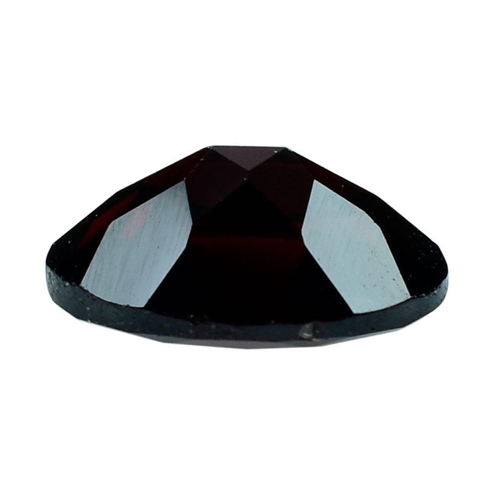 DARK RED GARNET CUT OVAL (DARK/CLEAN) 11X9MM 4.16 Cts.