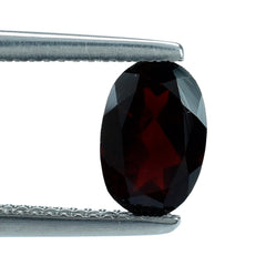 DARK GARNET CUT OVAL  9X6MM 1.86 Cts.