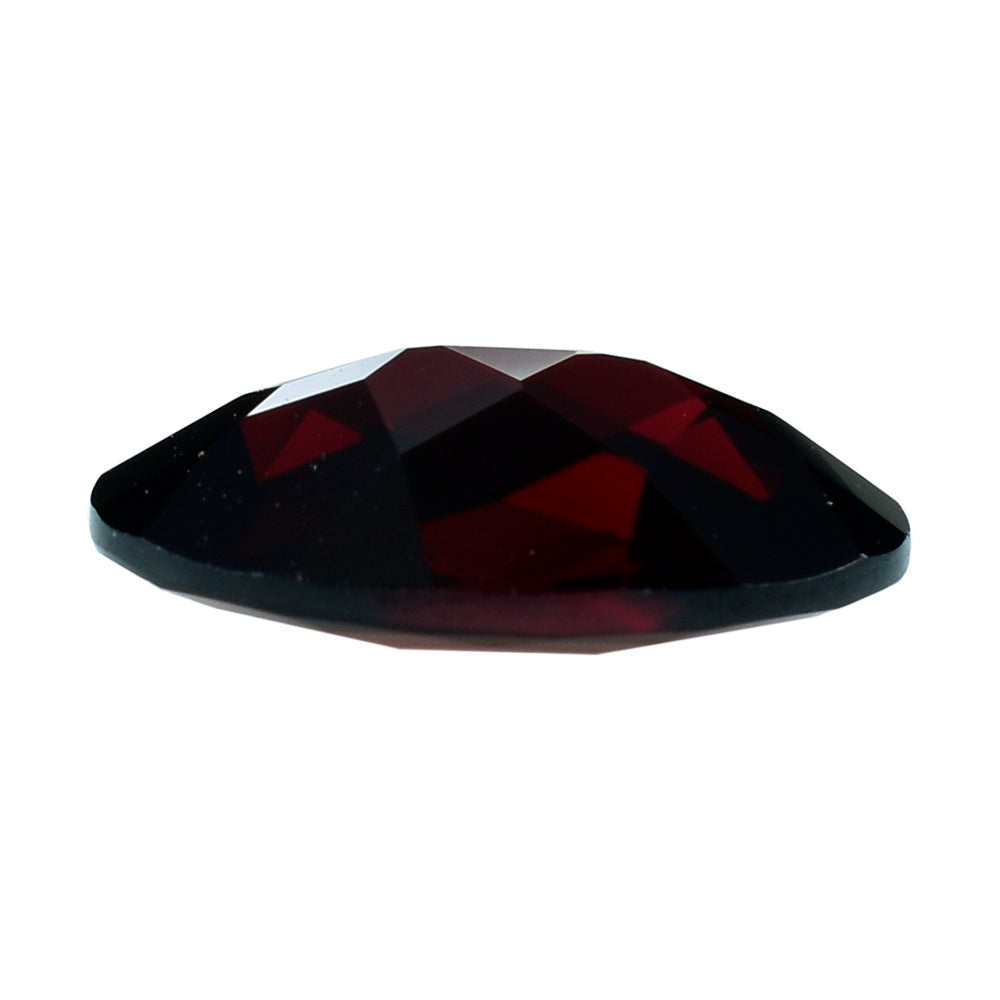 DARK RED GARNET CHECKER CUT OVAL 14X10MM 8.41 Cts.