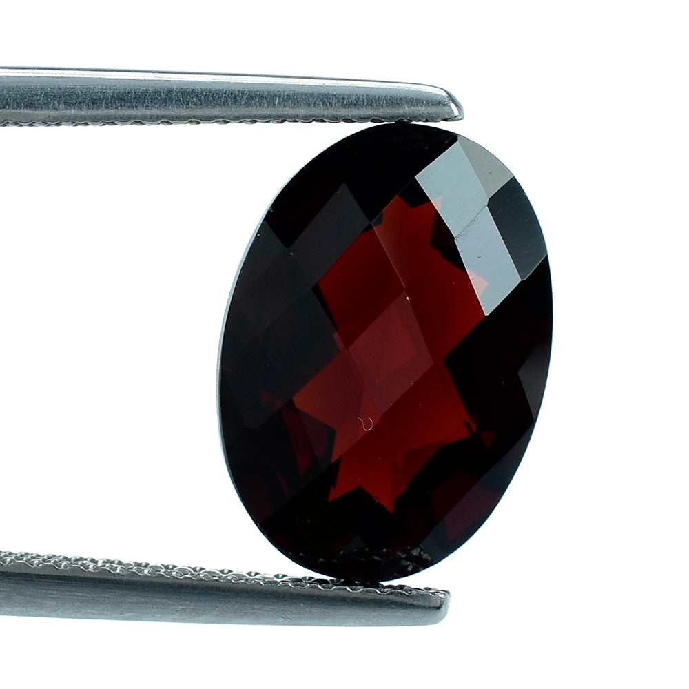 DARK RED GARNET CHECKER CUT OVAL 14X10MM 8.41 Cts.