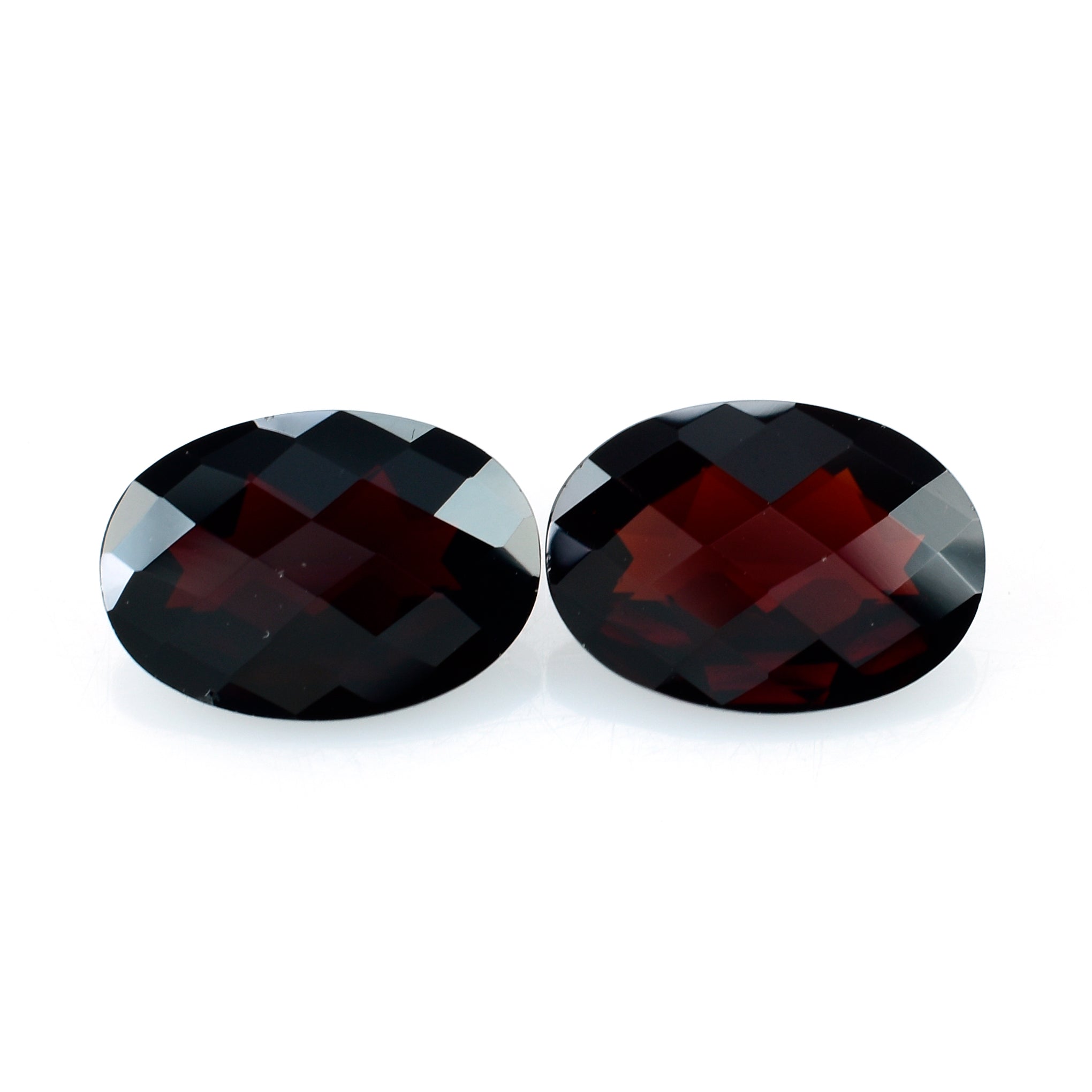 DARK RED GARNET CHECKER CUT OVAL 14X10MM 8.41 Cts.