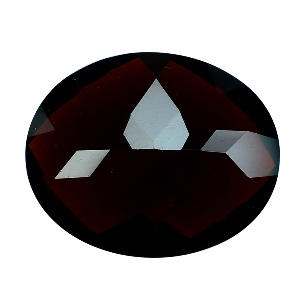 DARK RED GARNET CHECKER CUT OVAL 11X9MM 4.11 Cts.