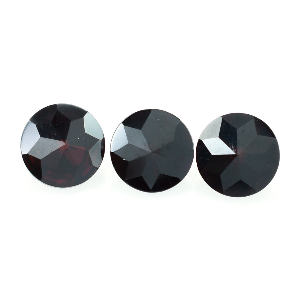 DARK RED GARNET STAR CUT ROUND 6.80MM 1.23 Cts.