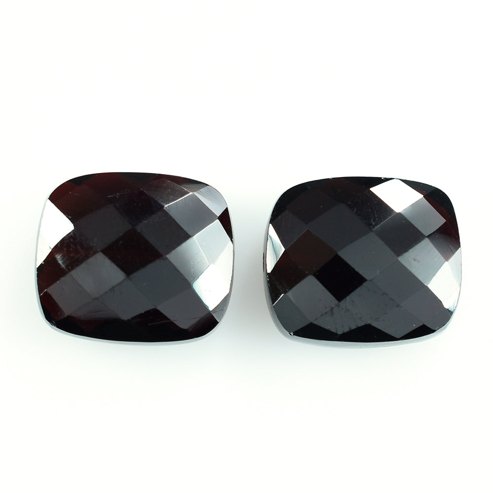 DARK RED GARNET BRIOLETTE CUSHION 14X12MM 13.10 Cts.