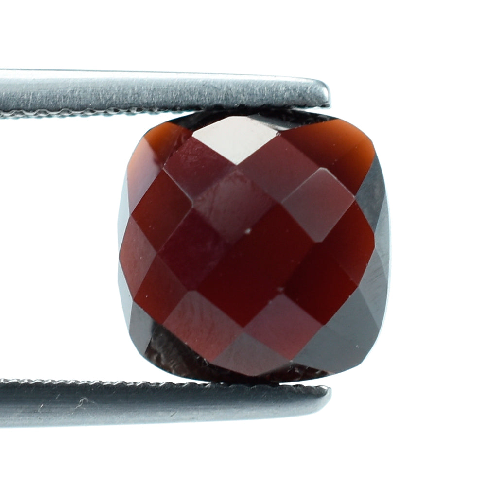 DARK RED GARNET CHECKER CUSHION CAB 10MM 6.20 Cts.