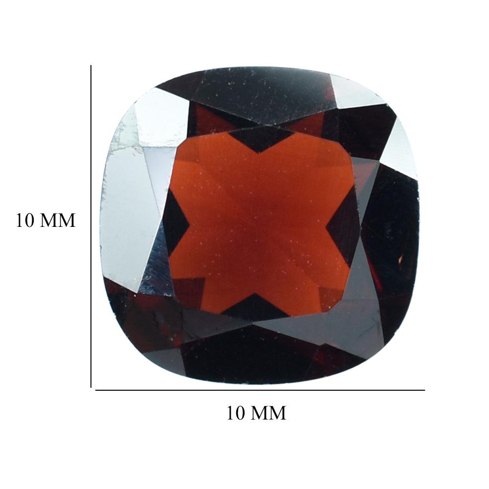 DARK RED GARNET CUT CUSHION 10 MM 4.65 Cts.