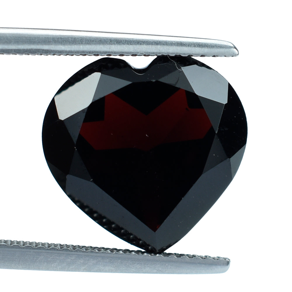 DARK RED GARNET (MEDIUM) CUT HEART 14MM 10.26 Cts.
