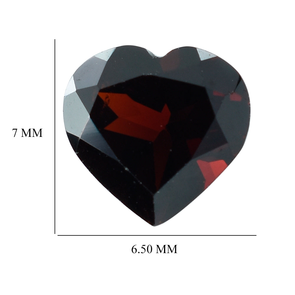 DARK RED GARNET CUT HEART (DARK/CLEAN) 7X6.50MM 1.35 Cts.