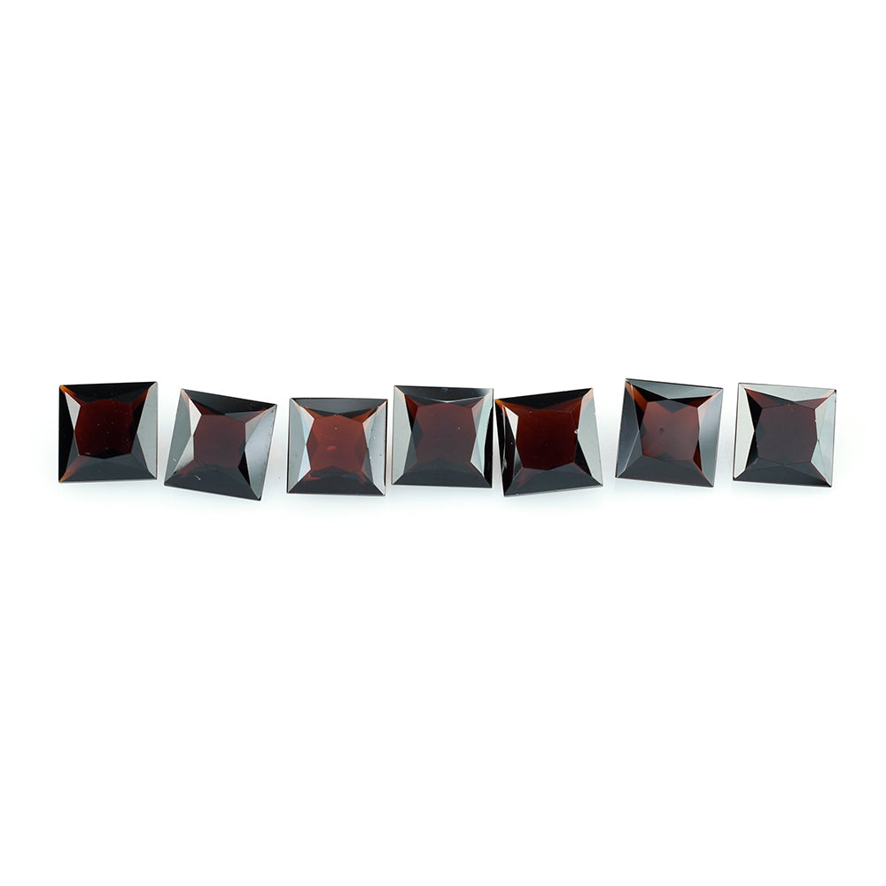 DARK RED GARNET PRINCESS CUT SQUARE 9MM 3.68 Cts.