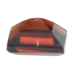 DARK RED GARNET CUT SQUARE 2.25MM 0.08 Cts.