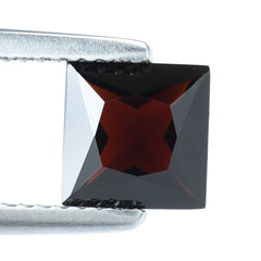 DARK RED GARNET PRINCESS CUT SQUARE 7MM 1.40 Cts.