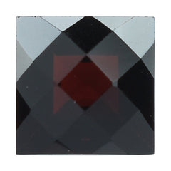 DARK RED GARNET CHECKER CUT SQUARE 4.00MM 0.46 Cts.