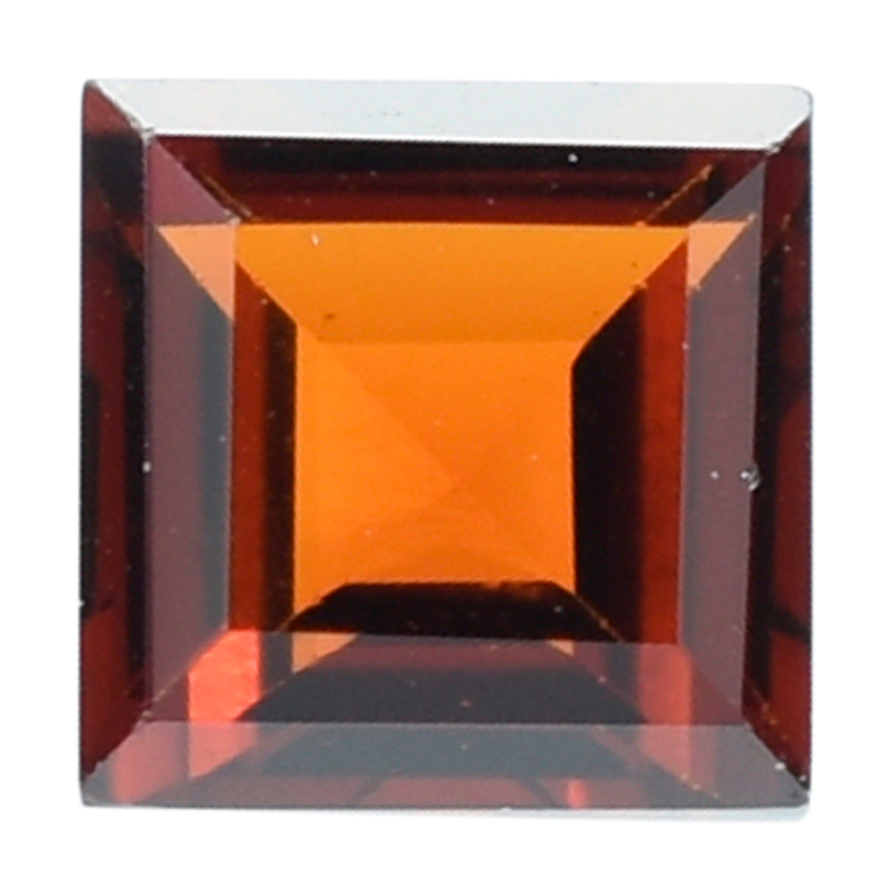 DARK RED GARNET CUT SQUARE 3.50MM 0.31 Cts.