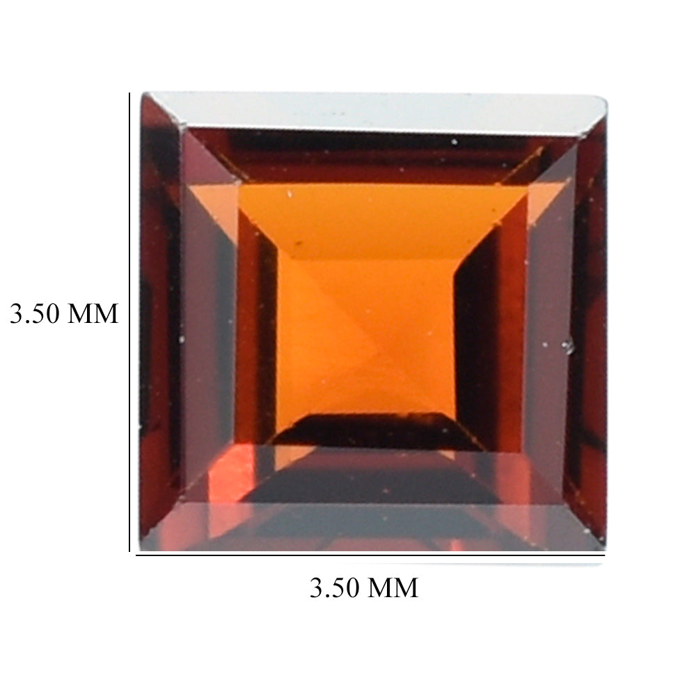 DARK RED GARNET CUT SQUARE 3.50MM 0.31 Cts.