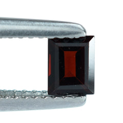 DARK RED GARNET CUT BAGUETTES 5X4MM 0.59 Cts.