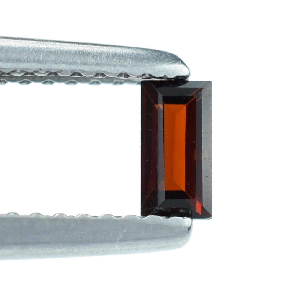 DARK RED GARNET CUT BAGUETTES 5X2.50MM 0.26 Cts.