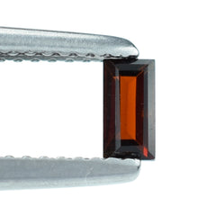 DARK RED GARNET CUT BAGUETTES 5X2.50MM 0.26 Cts.