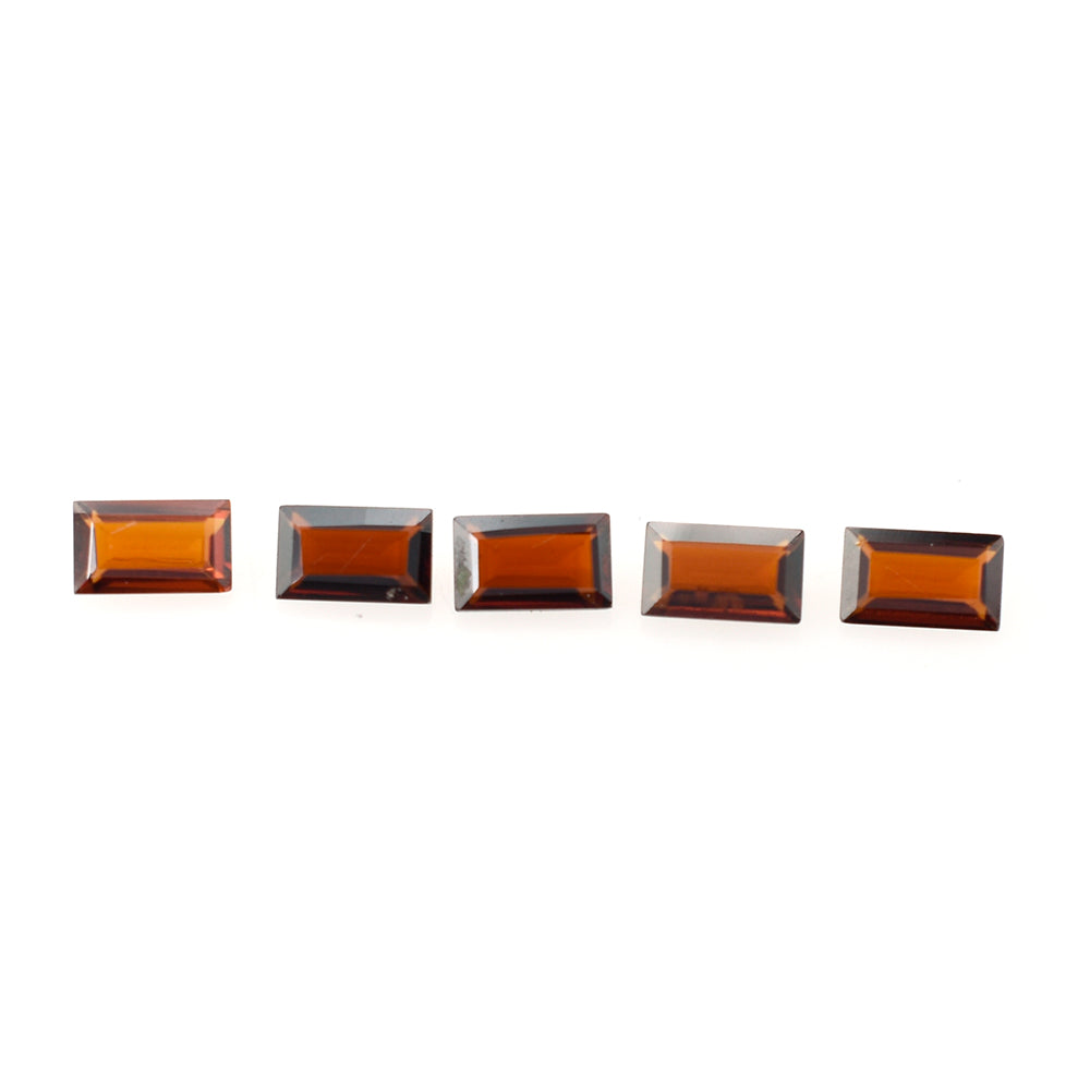 DARK RED GARNET CUT BAGUETTES 4.25X2.60MM 0.19 Cts.