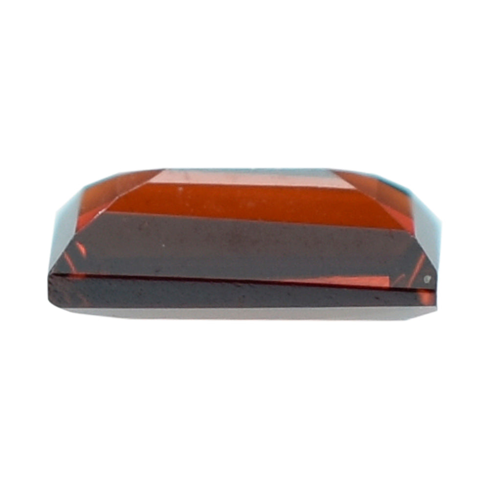 DARK RED GARNET CUT BAGUETTES 4.20X2.30MM 0.18 Cts.