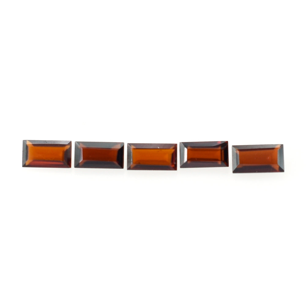 DARK RED GARNET CUT BAGUETTES 4.20X2.30MM 0.18 Cts.