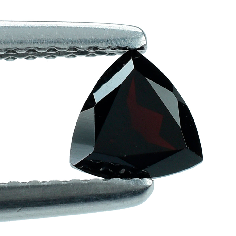 DARK RED GARNET CUT TRILLION 5.50MM 0.75 Cts.