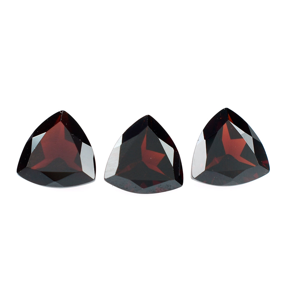 DARK RED GARNET CUT TRILLION 6.50MM 1.04 Cts.
