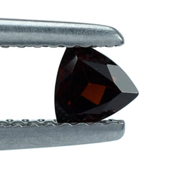 DARK RED GARNET CUT TRILLION 4.50MM 0.41 Cts.