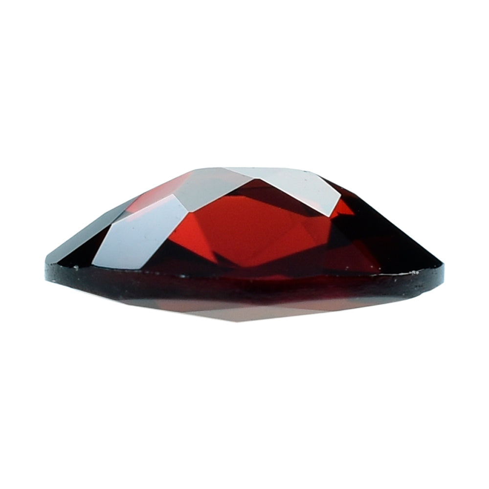 DARK RED GARNET STAR CUT OVAL 7X5MM 0.78 Cts.