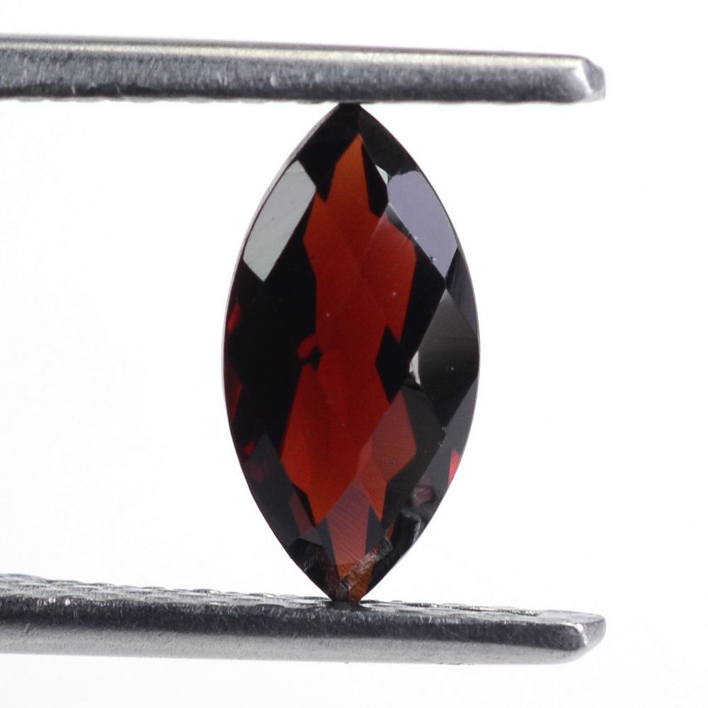 DARK RED GARNET CHECKER CUT MARQUISE 10X5MM 1.33 Cts.