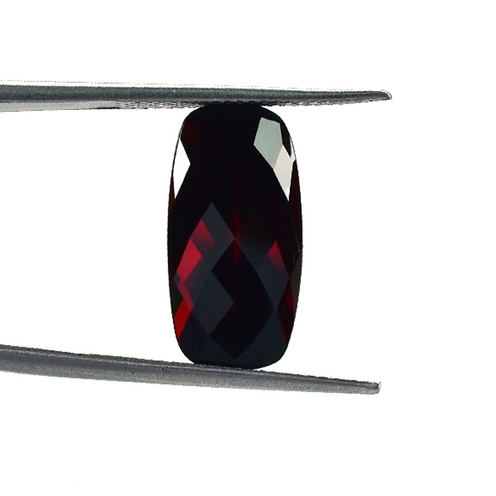 DARK RED GARNET CHECKER CUT CUSHION (DARK RED/CLEAN) 18.00X9.00 MM 10.10 Cts.