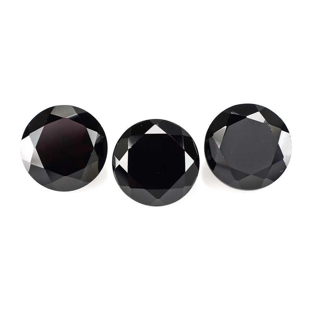 DARK RED GARNET CUT ROUND (BLACK) 10MM 3.85 Cts.