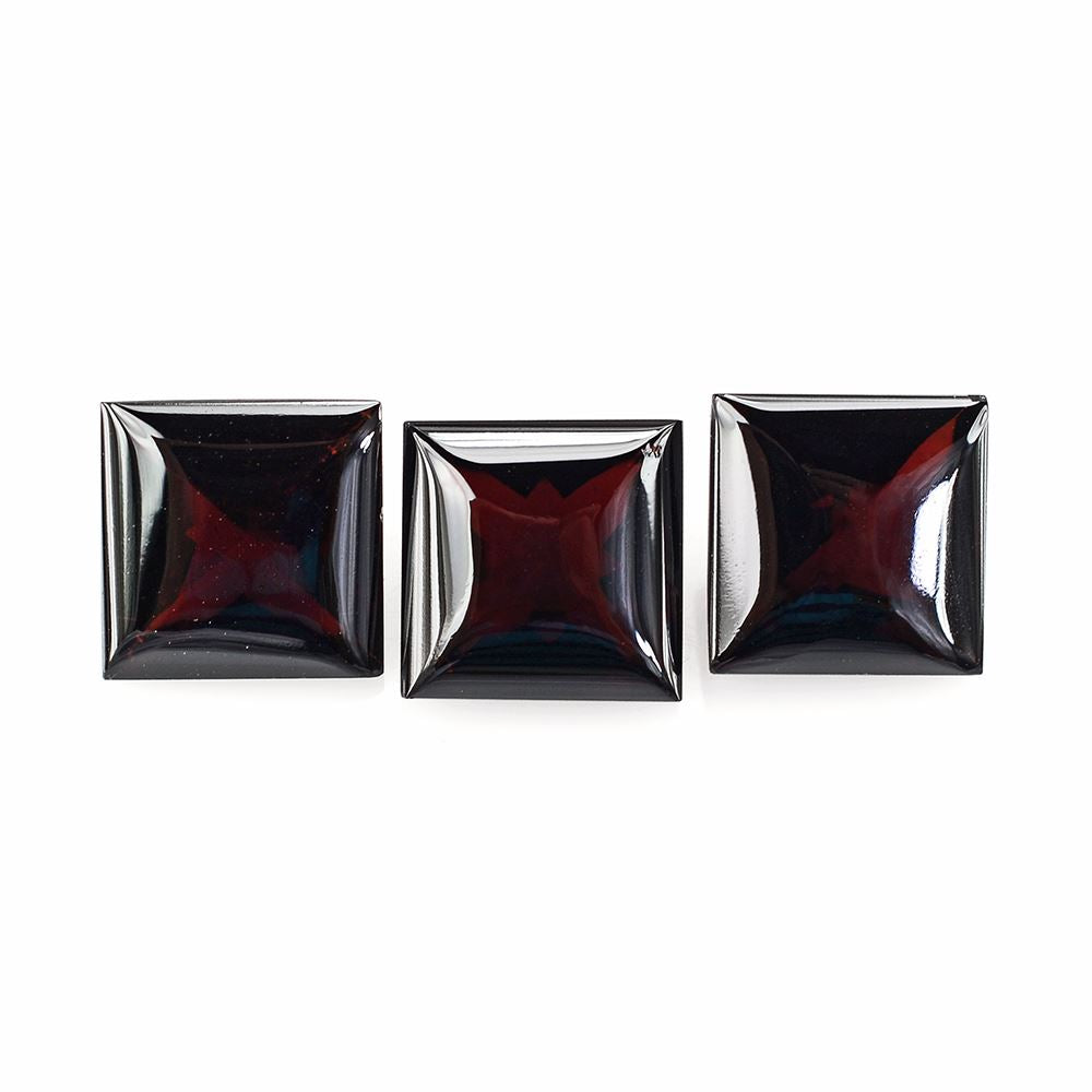 DARK RED GARNET PRINCESS CUT SQUARE (BLACK) 10MM 5.65 Cts.